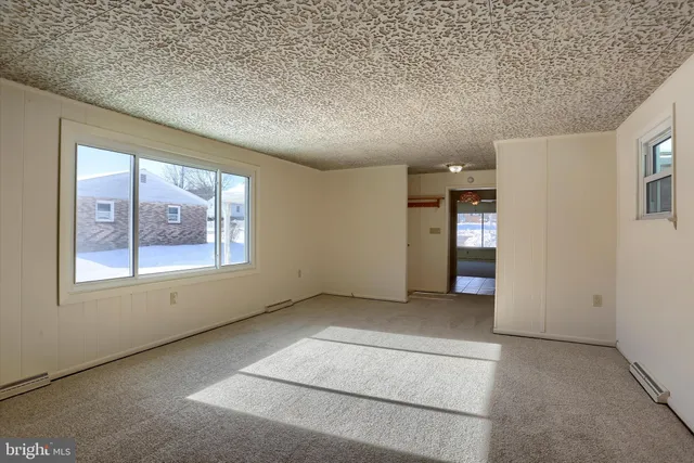 $230,000 | 1111 Fairmont Drive, Harrisburg, PA 17112