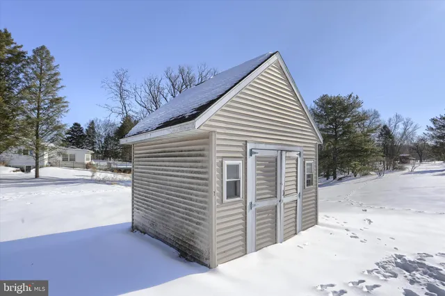 $230,000 | 1111 Fairmont Drive, Harrisburg, PA 17112