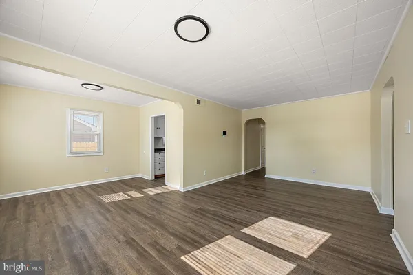 $2,500 | 700 Garnet Road, Wilmington, DE 19804