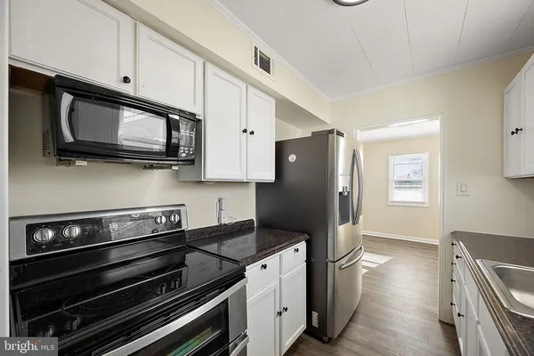 $2,500 | 700 Garnet Road, Wilmington, DE 19804