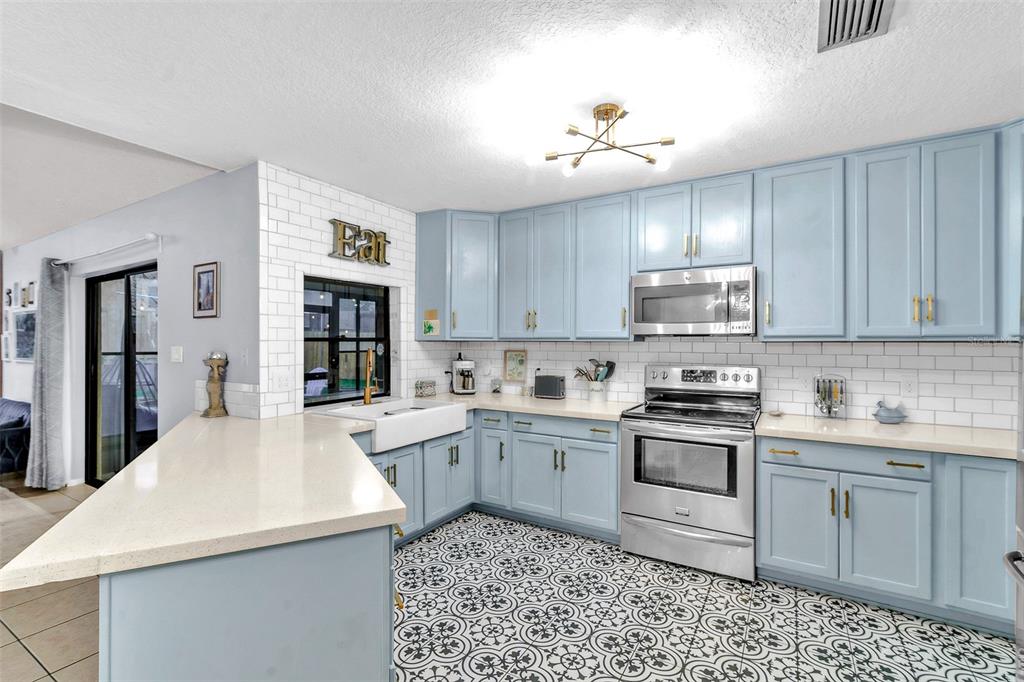 6917 Oldgate Circle New Port Richey, FL 34655 - Photo 18 of 42
