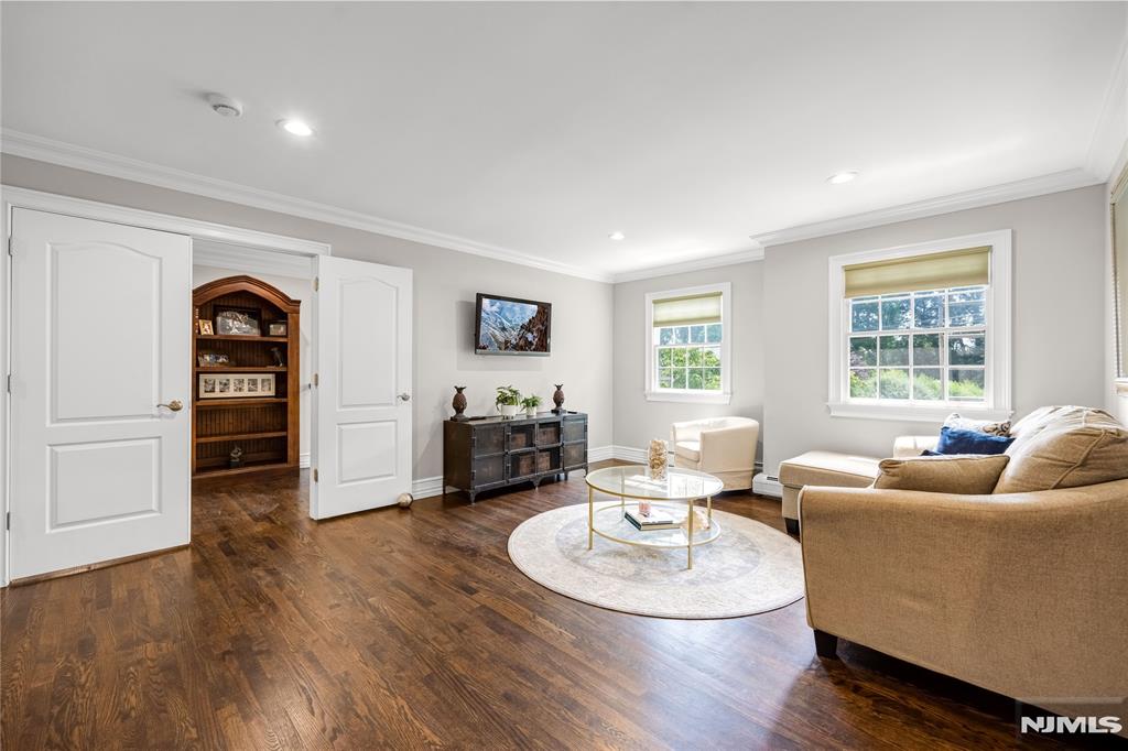 68 Eagle Rim Road Upper Saddle River, NJ 07458 - Photo 24 of 49 Gallery Image 24