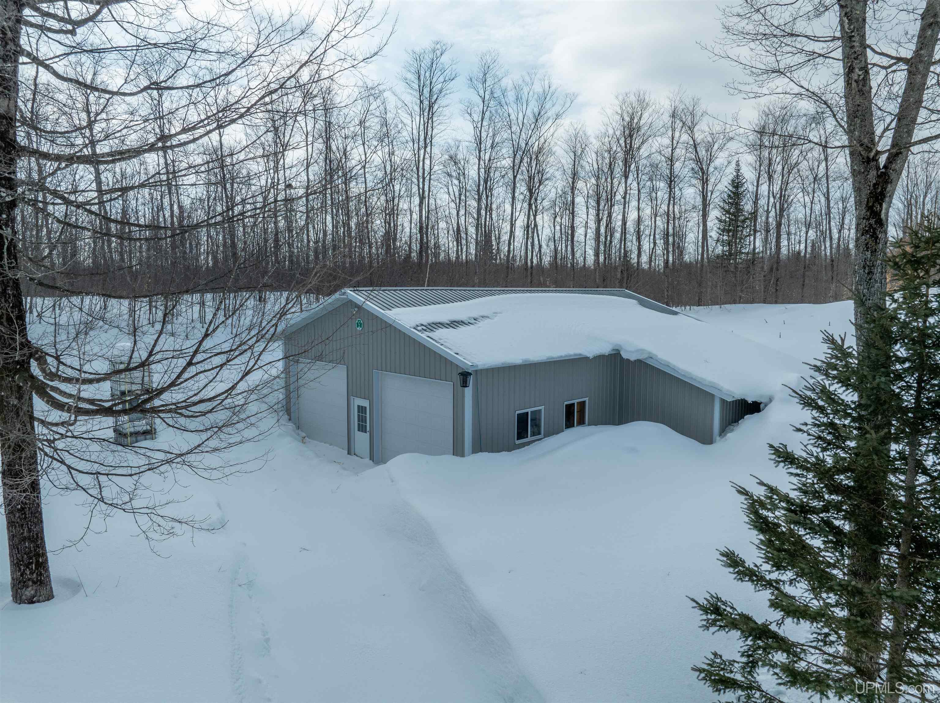 E9915 Old Indiantown Road Munising, MI 49862 - Photo 52 of 84 Gallery Image 52