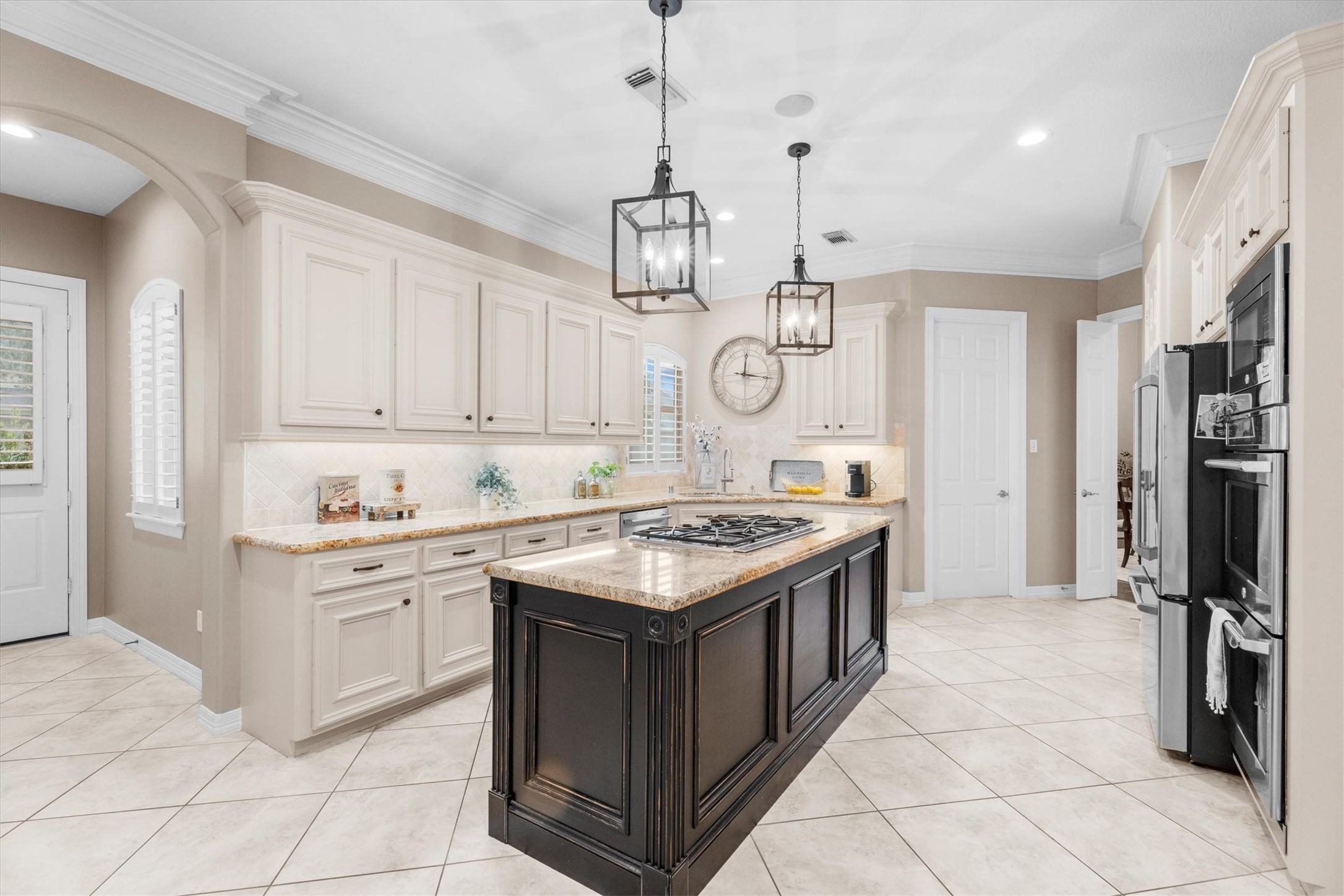 15415 Prade Ranch Lane Cypress, TX 77429 - Photo 16 of 50 Oversized island kitchen