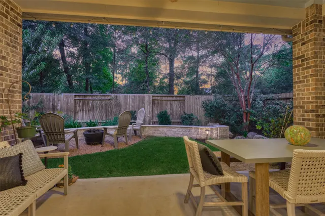 $514,900 | 127 Red Deer Place, Montgomery, TX 77316