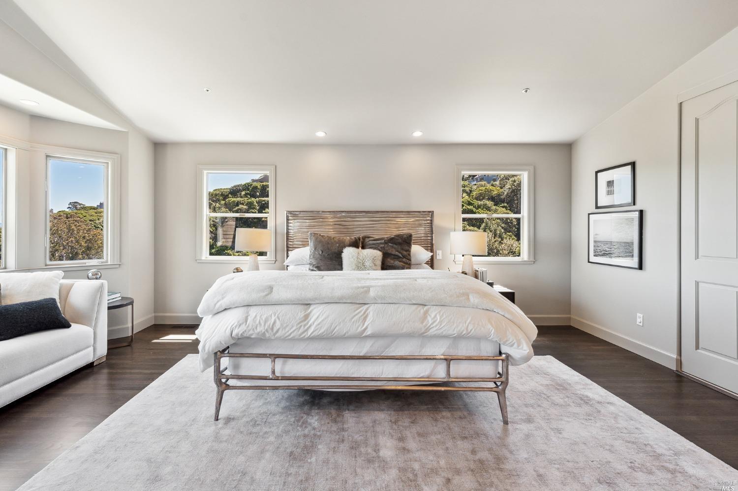 2 Spring Hill Circle Sausalito, CA 94965 - Photo 31 of 57 a bedroom with a bed and a couch