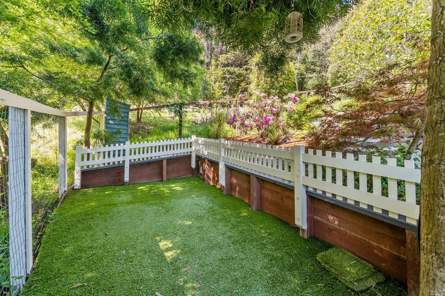 2 Spring Hill Circle Sausalito, CA 94965 - Photo 52 of 57 a view of a house with backyard and porch