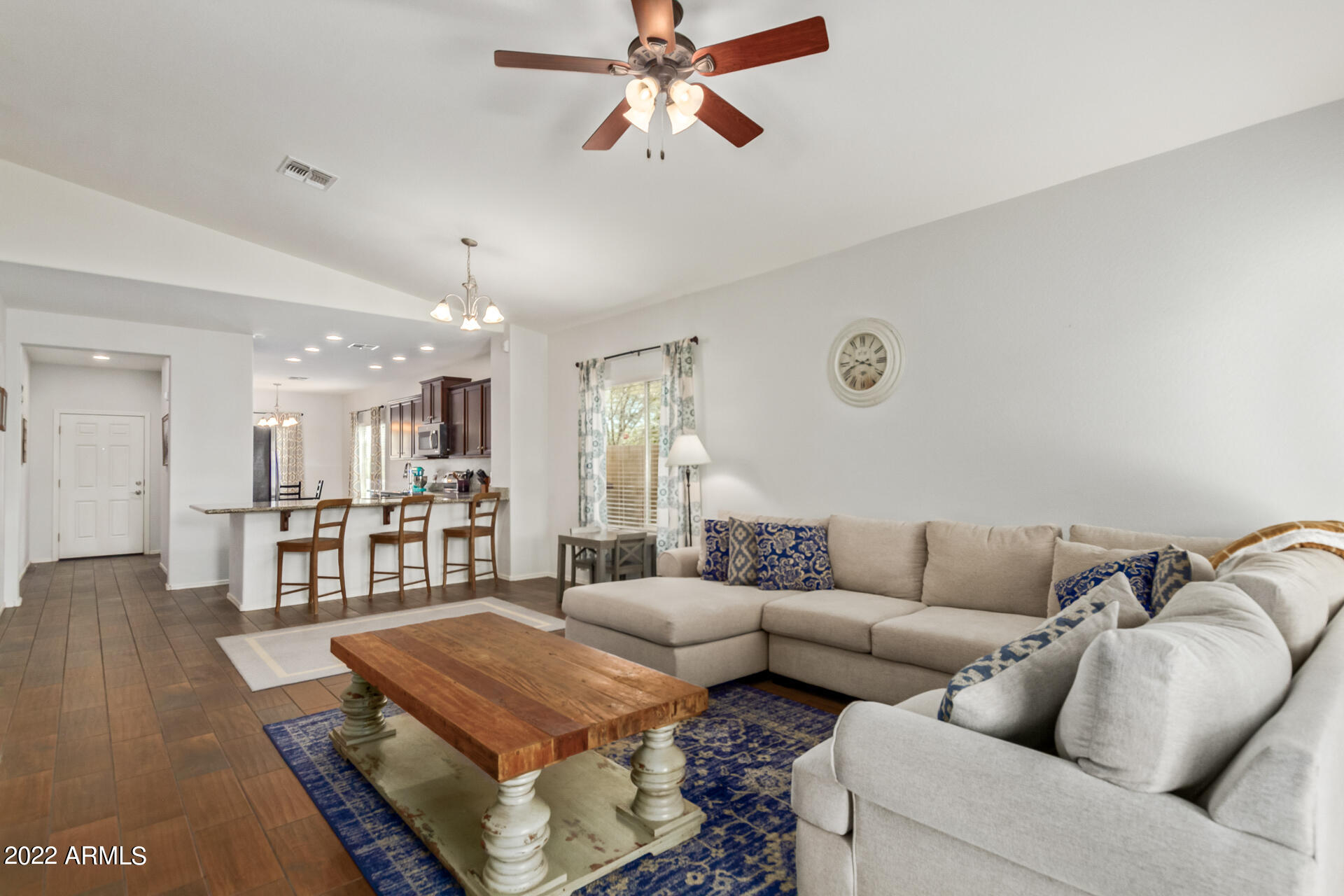 2626 East Gillcrest Road Gilbert, AZ 85298 - Photo 5 of 23 Gillcrest2626GR2