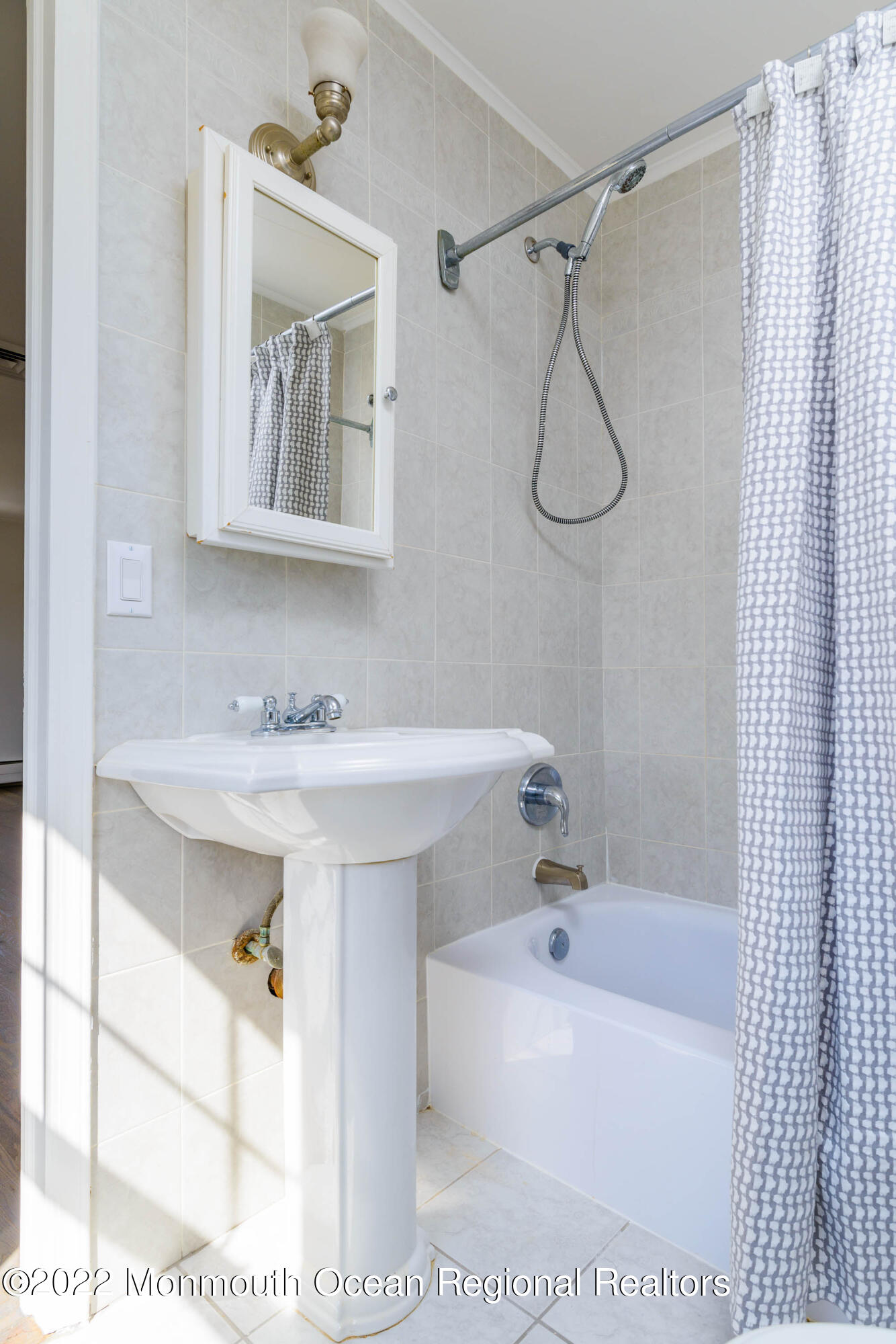 109 River Road, Unit 109A Rumson, NJ 07760 - Photo 19 of 28 11D70053-E5AA-43A8-9D9C-2F978141BC1D