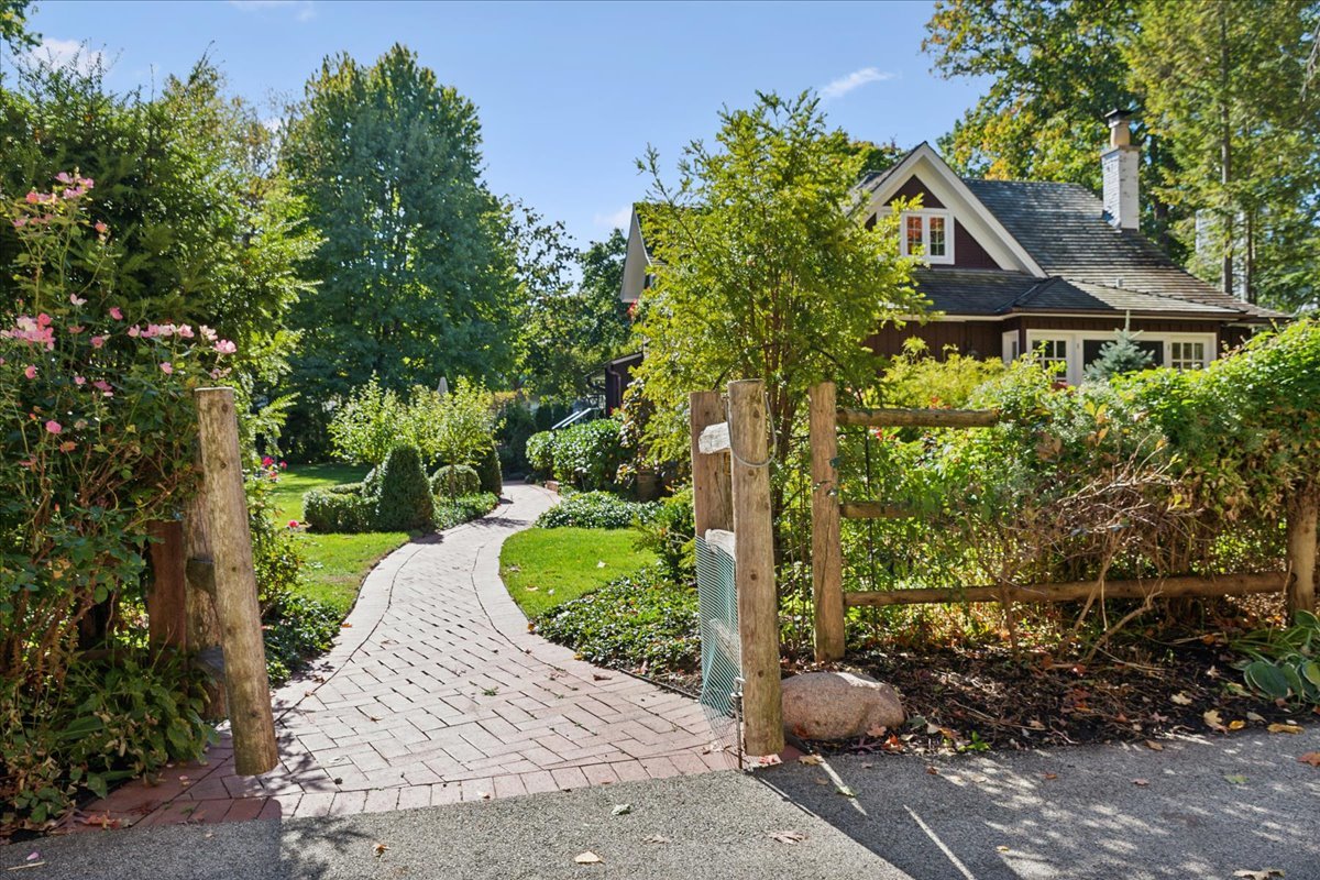 345 Sylvan Road Lake Bluff, IL 60044 - Photo 15 of 55 a view of a house with a yard