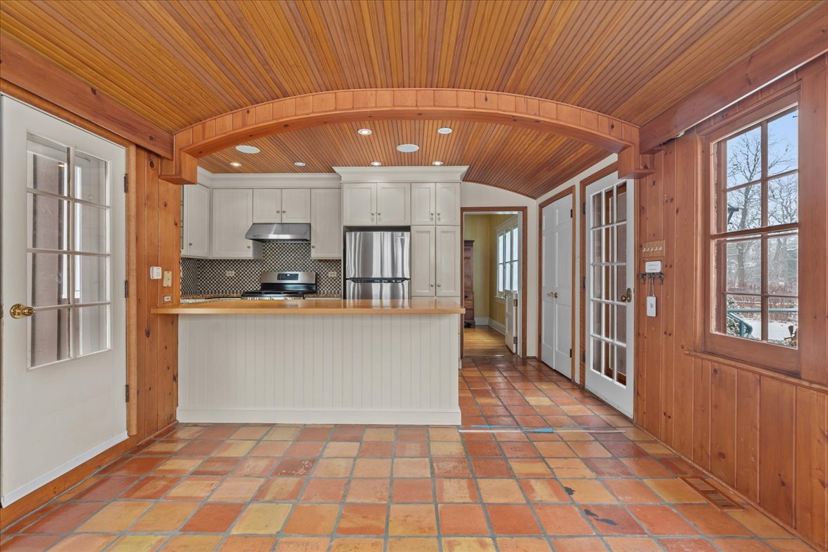 345 Sylvan Road Lake Bluff, IL 60044 - Photo 29 of 55 a view of a kitchen with a sink and cabinets