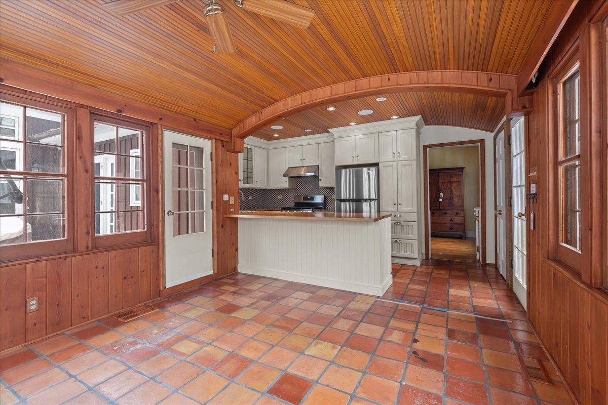 345 Sylvan Road Lake Bluff, IL 60044 - Photo 30 of 55