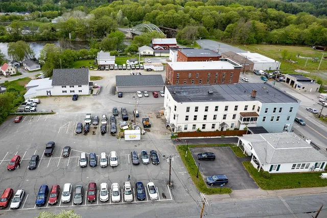 $2,690,000 | 41-43 Central Street, Haverhill, NH 03785