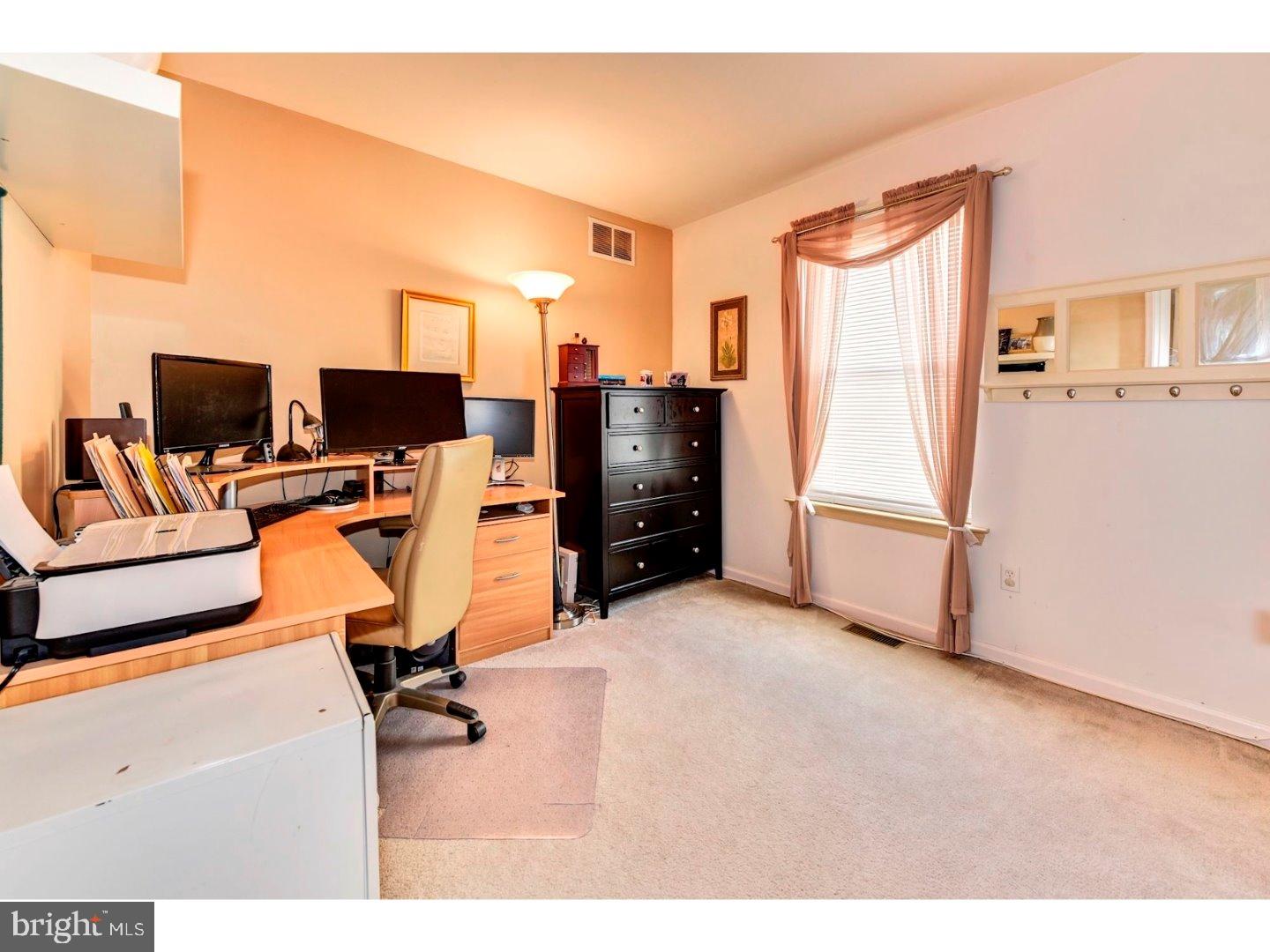 68 Stoneham Drive Delran, NJ 08075 - Photo 17 of 22