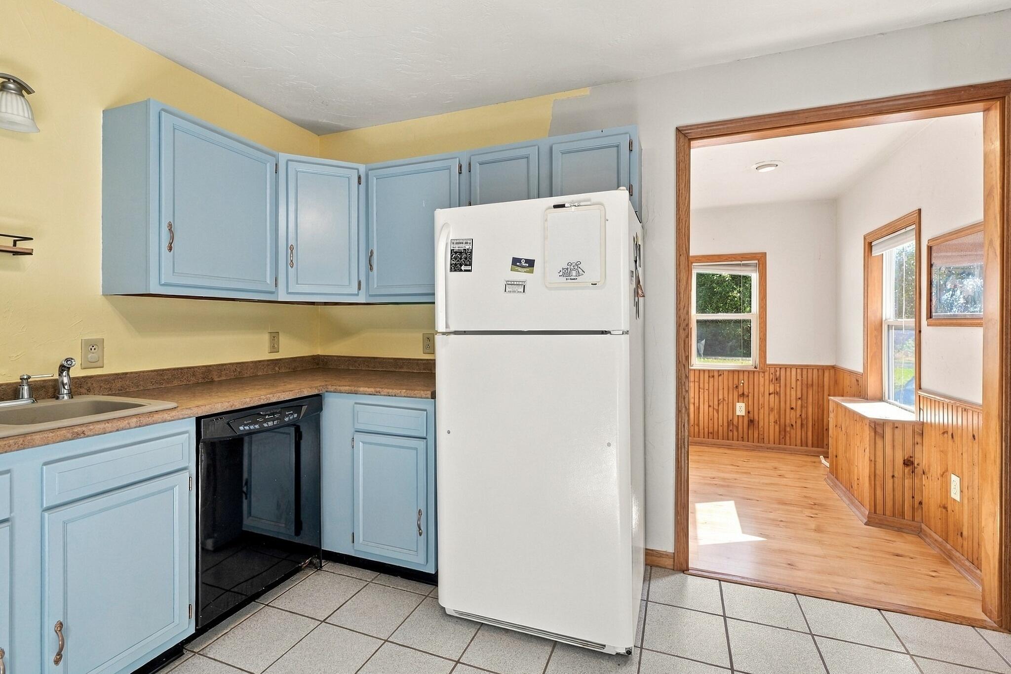 W808 Froelich Road Sullivan, WI 53178 - Photo 11 of 61 11_Kitchen_View_2