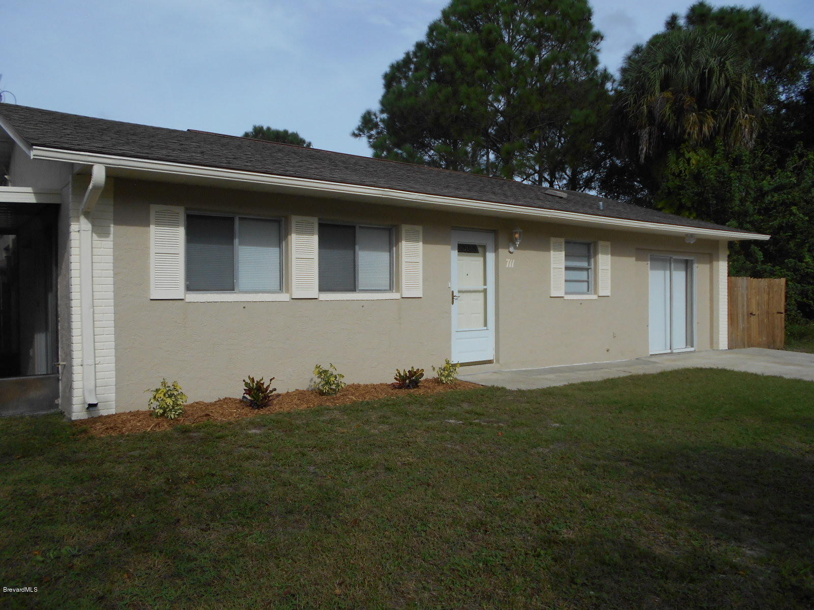 711 Airoso Road Southeast Palm Bay, FL 32909 - Photo 3 of 39 Front View