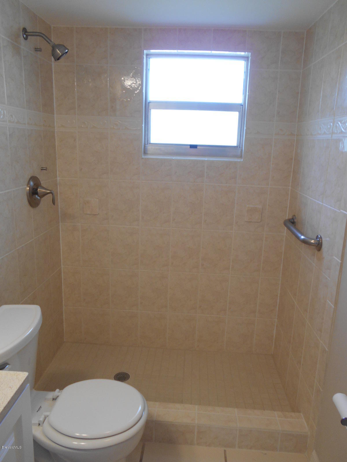 711 Airoso Road Southeast Palm Bay, FL 32909 - Photo 28 of 39 Bathroom