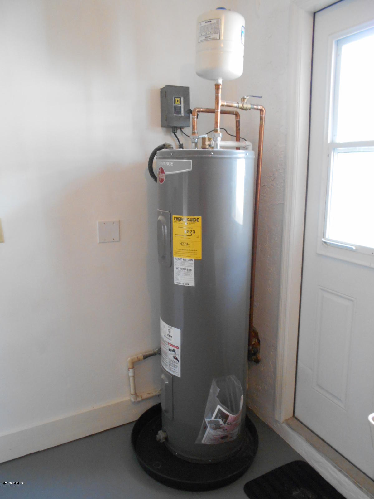 711 Airoso Road Southeast Palm Bay, FL 32909 - Photo 38 of 39 New Water Heater