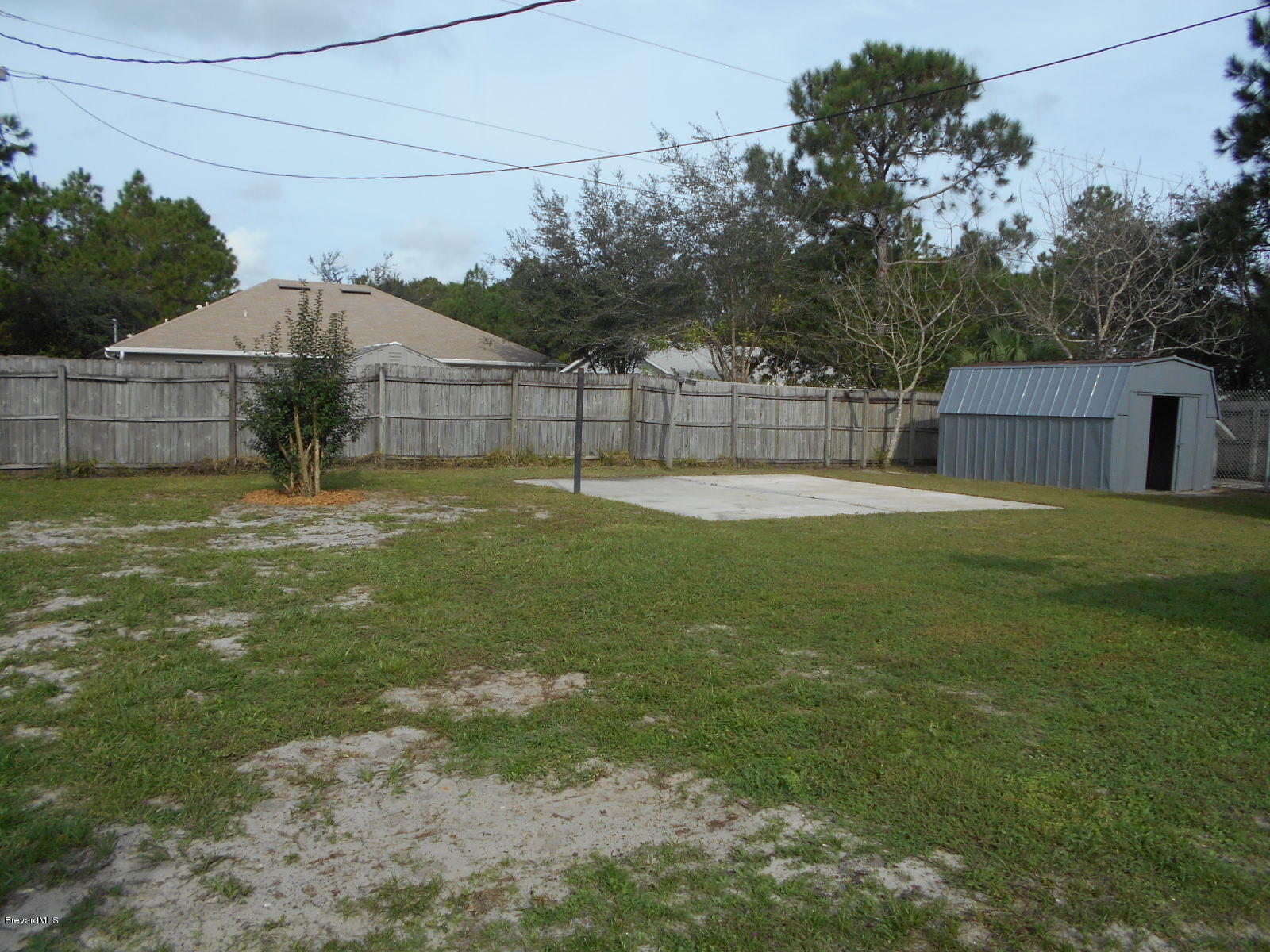 711 Airoso Road Southeast Palm Bay, FL 32909 - Photo 7 of 39 Backyard
