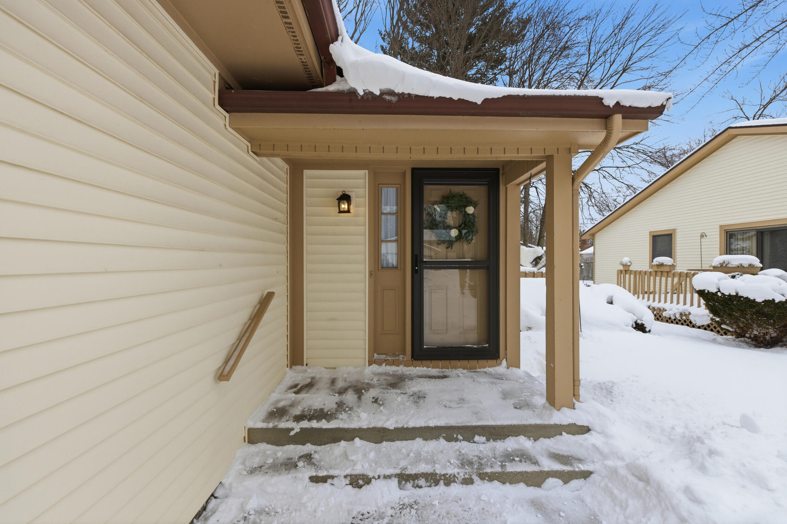 1048 Le Roux Road, Unit 15 Muskegon, MI 49441 - Photo 4 of 18 1048-le-roux-rd_004