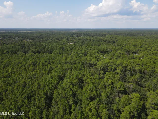 $79,000 | Montebella Road, Pass Christian, MS 39571