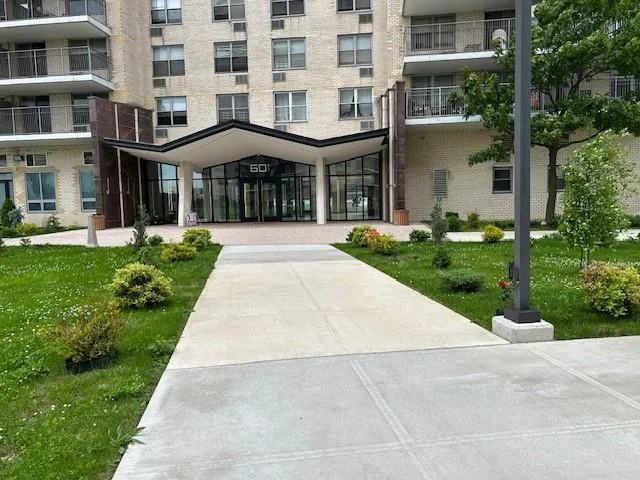 $679,000 | 601 Surf Avenue, Unit 5J | Coney Island