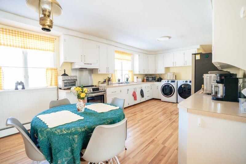 13 Yarmouth Road Gray, ME 04039 - Photo 5 of 26 Kitchen 2