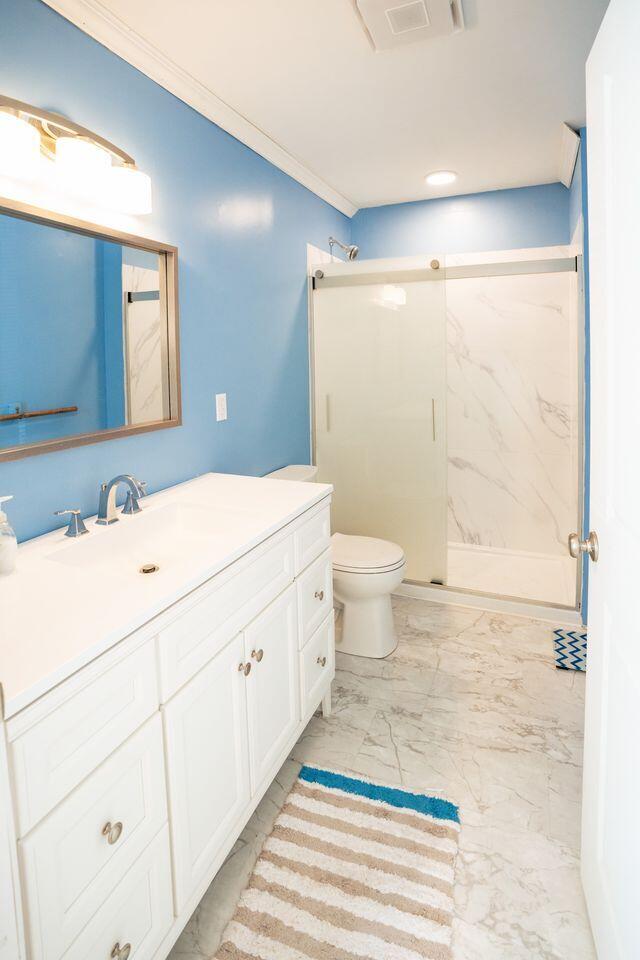 13 Yarmouth Road Gray, ME 04039 - Photo 7 of 26 Bathroom 1