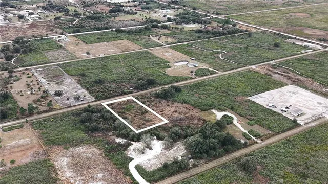 $39,000 | 21867 Northwest 276th Street, Okeechobee, FL 34972