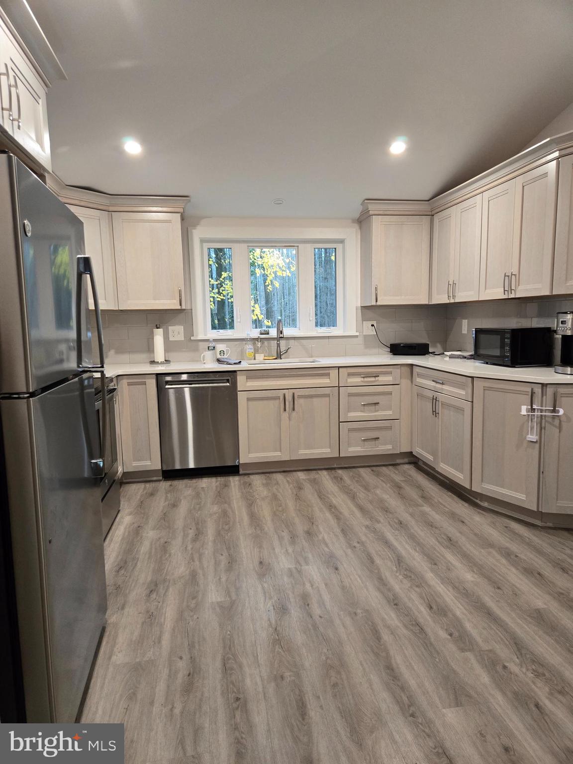 334 Chews Landing Road Lindenwold, NJ 08021 - Photo 14 of 40 Kitchen
