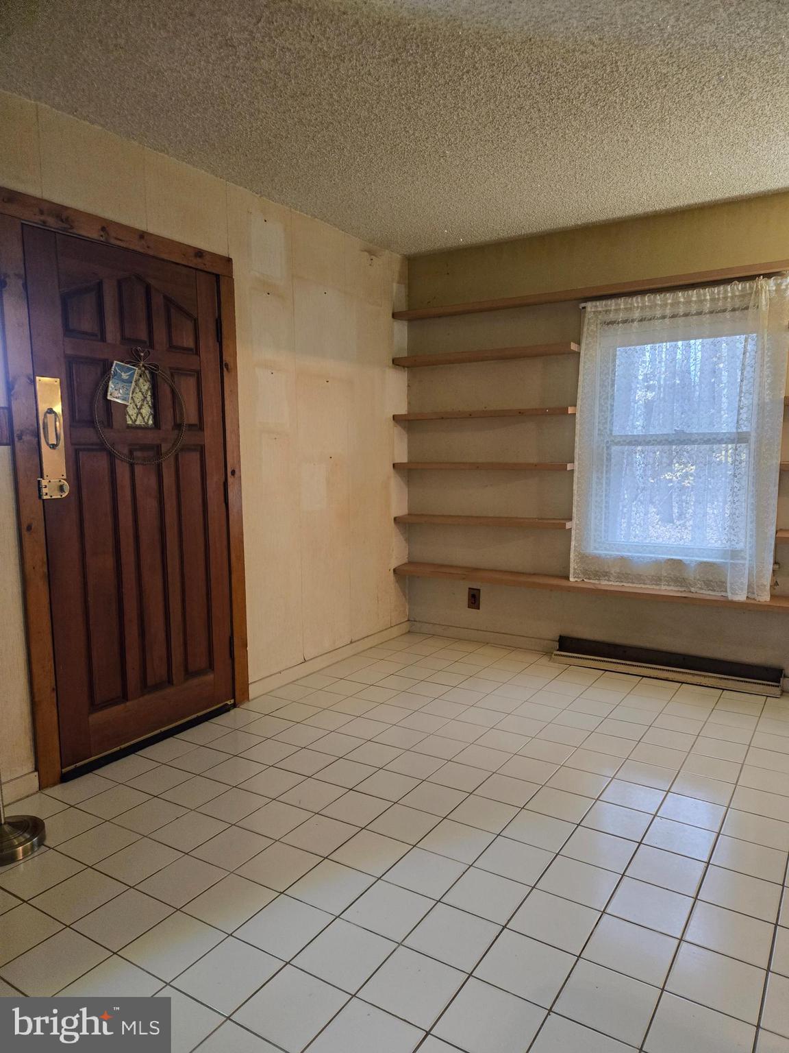 334 Chews Landing Road Lindenwold, NJ 08021 - Photo 9 of 40 Living Room