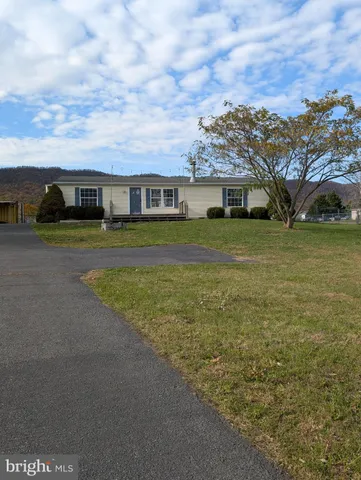 $1,500 | 11365 Punch Bowl Road, Unit 3, Mercersburg, PA 17236