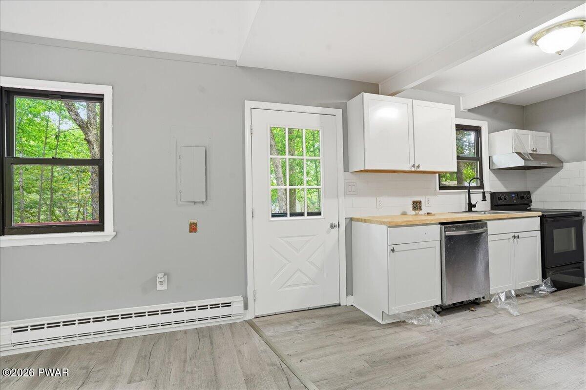 5926 Decker Road Bushkill, PA 18324 - Photo 5 of 44