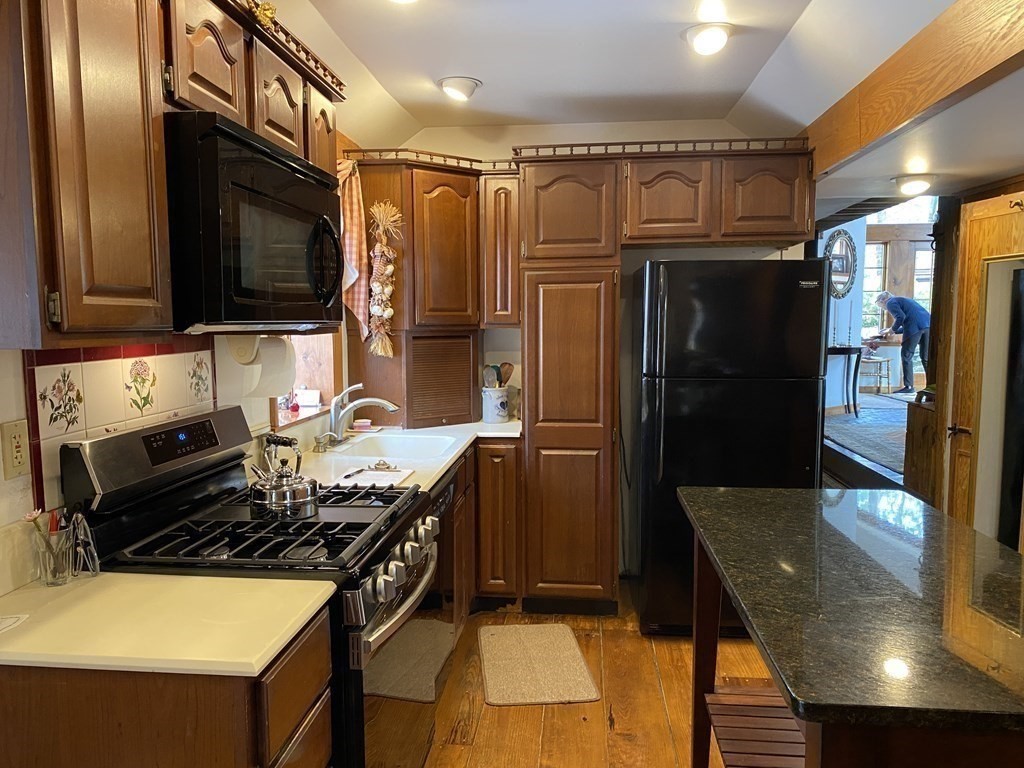171 Ruggles Hill Road Hardwick, MA 01037 - Photo 20 of 42