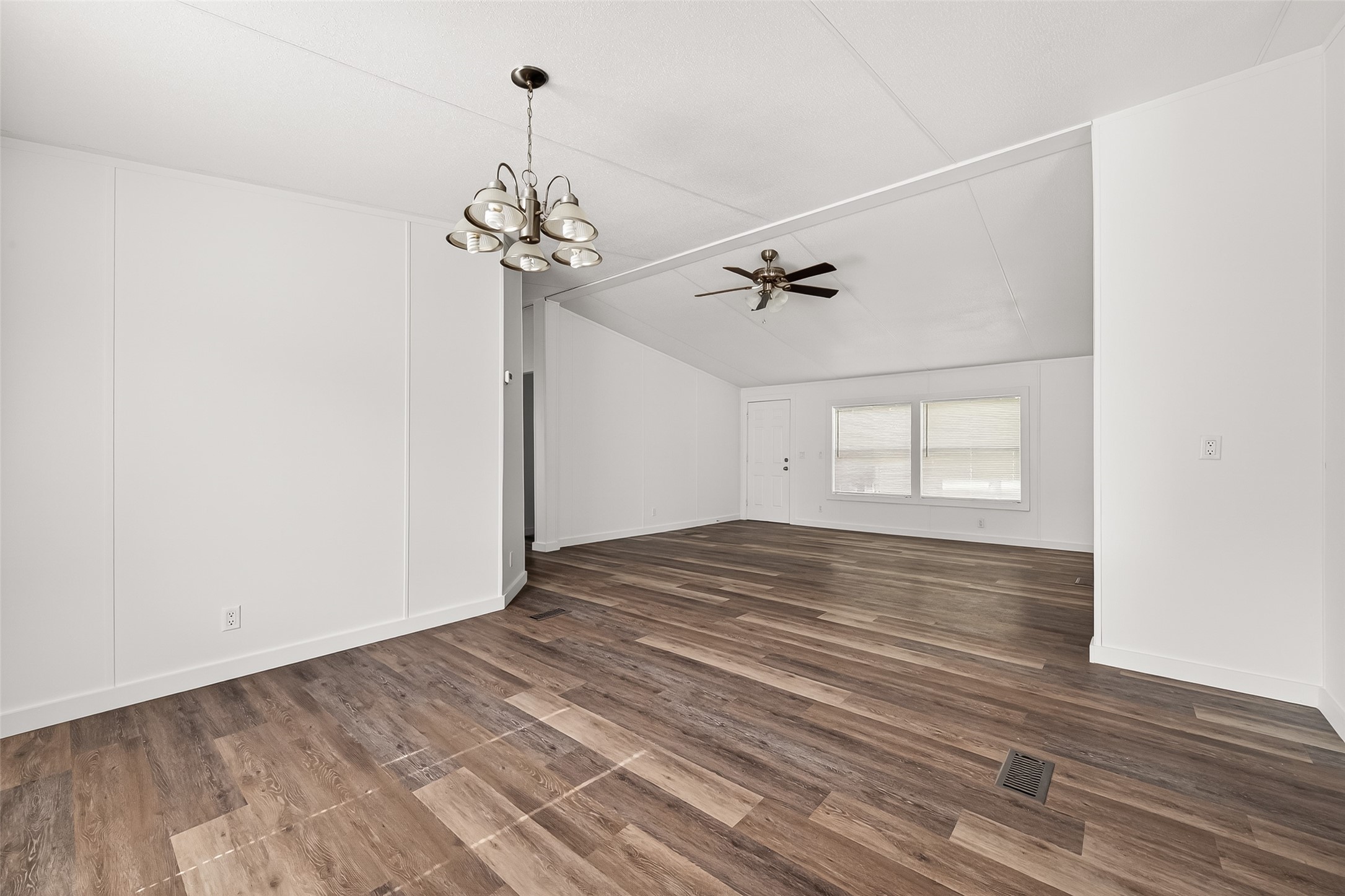 6018 Barney Lane Rosharon, TX 77583 - Photo 14 of 38
