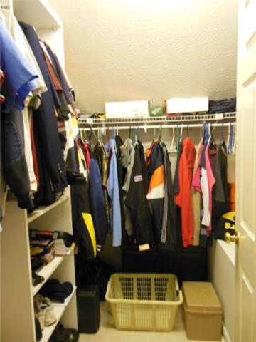 1710 Walter Road Clarksville, TN 37043 - Photo 10 of 20 WALK-IN CLOSET IN MASTER BEDROOM