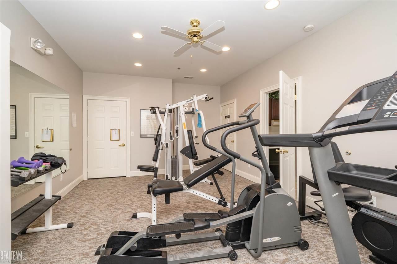 39152 Hayes Road, Unit 9 Clinton Township, MI 48038 - Photo 25 of 28