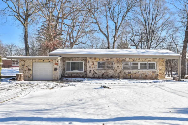 1350 Parkway Drive, Brookfield, WI 53005