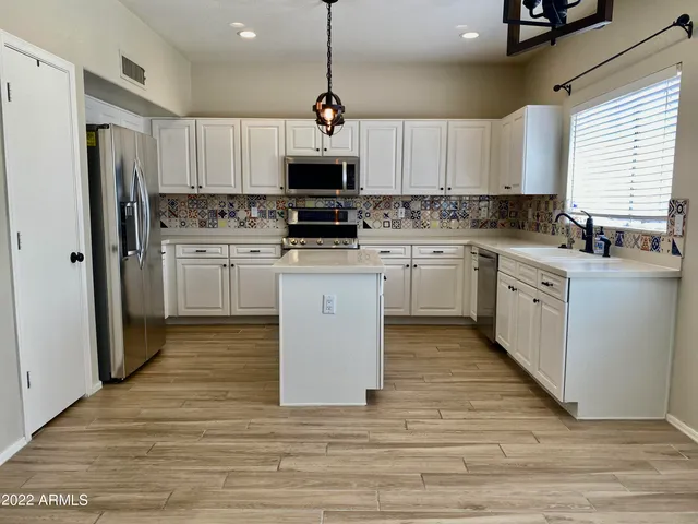 $2,975 | 3551 South Larkspur Way, Chandler, AZ 85248