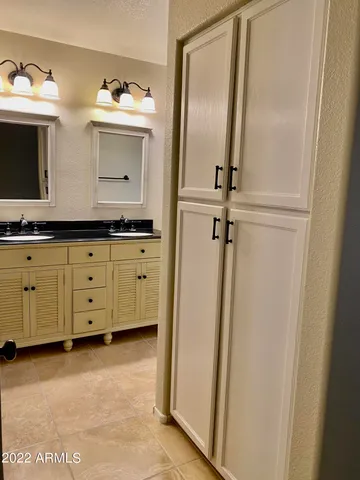 $2,975 | 3551 South Larkspur Way, Chandler, AZ 85248