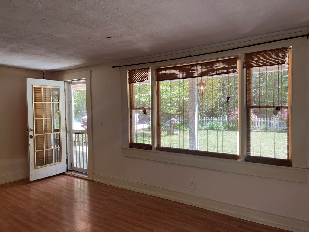4333 James Wharf Road Exmore, VA 23350 - Photo 5 of 31