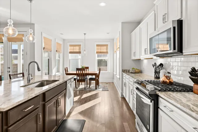 $665,000 | 203 Bright Leaf Loop, Summerville, SC 29486