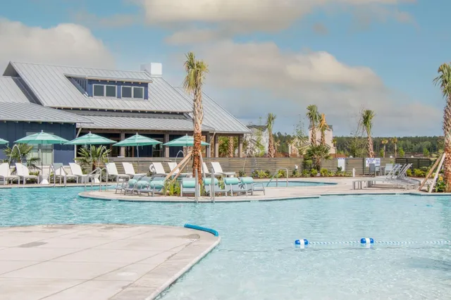 $665,000 | 203 Bright Leaf Loop, Summerville, SC 29486