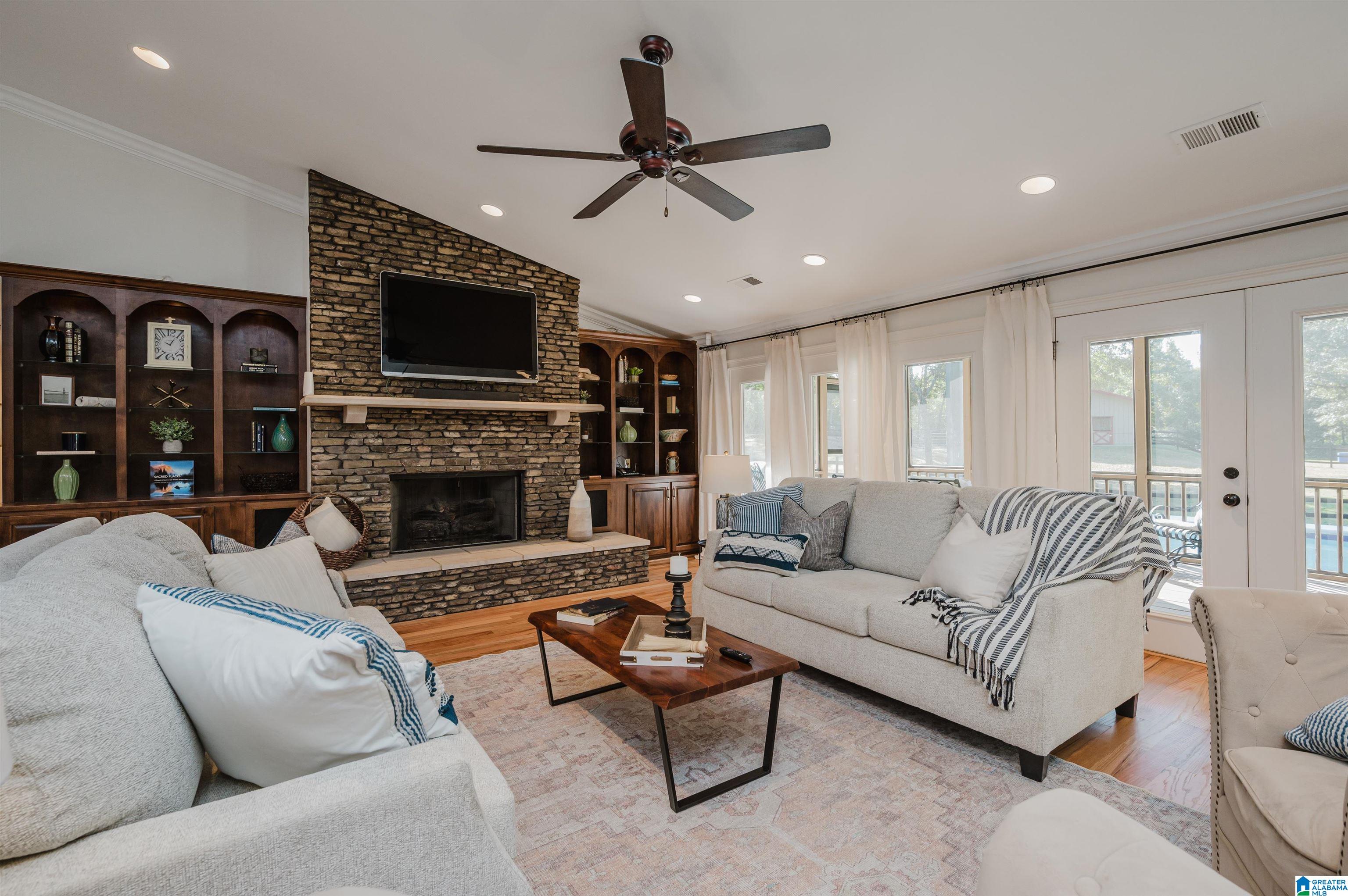 830 Valley View Road Pelham, AL 35124 - Photo 14 of 78