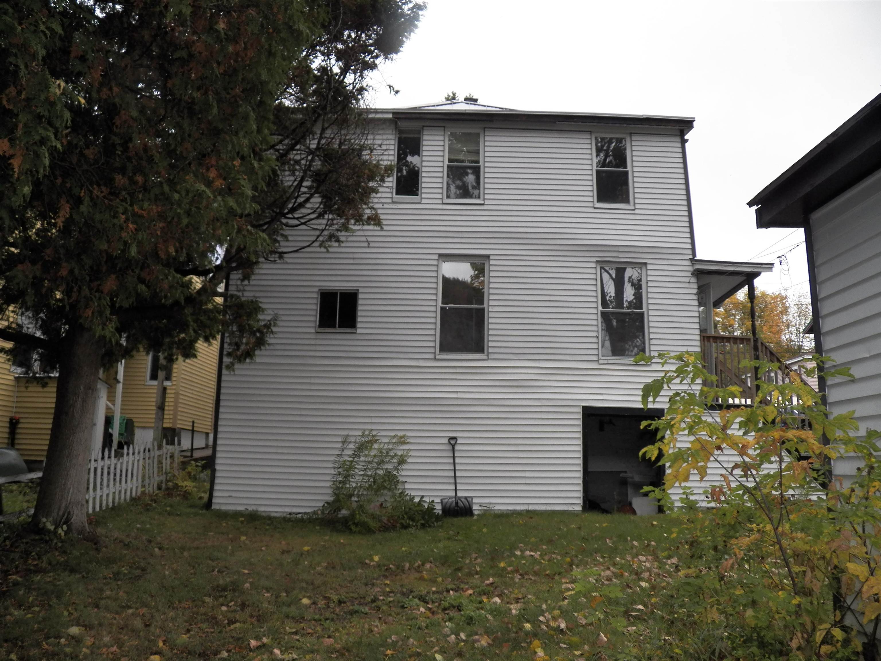 437 Willard Street Berlin, NH 03570 - Photo 36 of 42