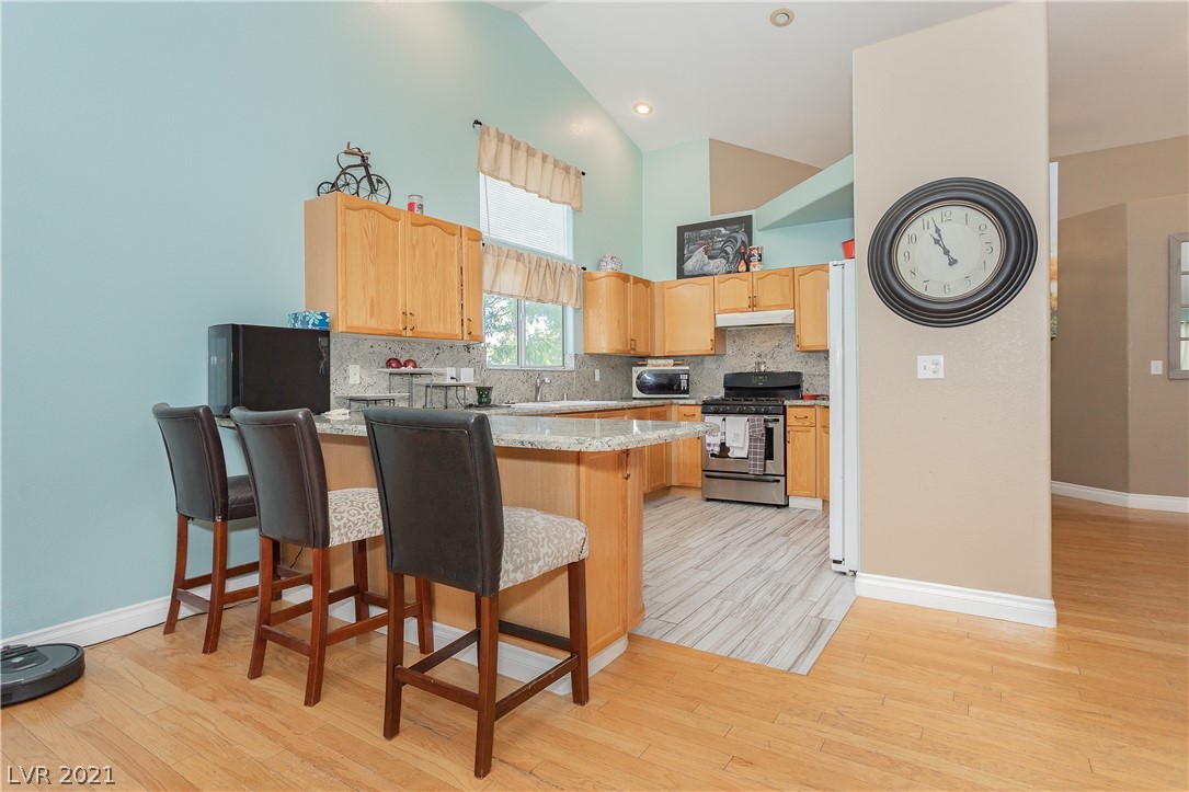 819 Coastal Beach Road Henderson, NV 89002 - Photo 15 of 42 Gallery Image 15