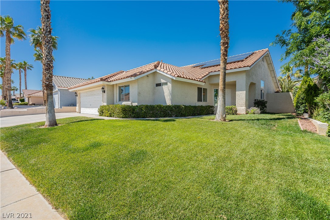 819 Coastal Beach Road Henderson, NV 89002 - Photo 2 of 42 Gallery Image 2