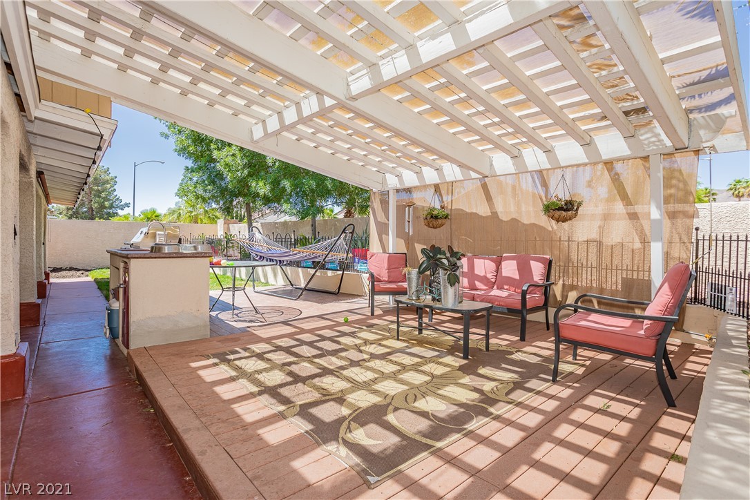 819 Coastal Beach Road Henderson, NV 89002 - Photo 34 of 42 Gallery Image 34