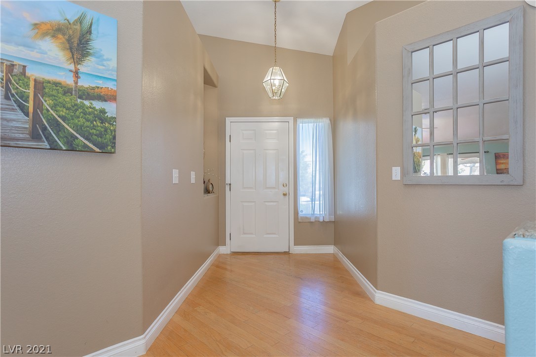 819 Coastal Beach Road Henderson, NV 89002 - Photo 5 of 42 Gallery Image 5