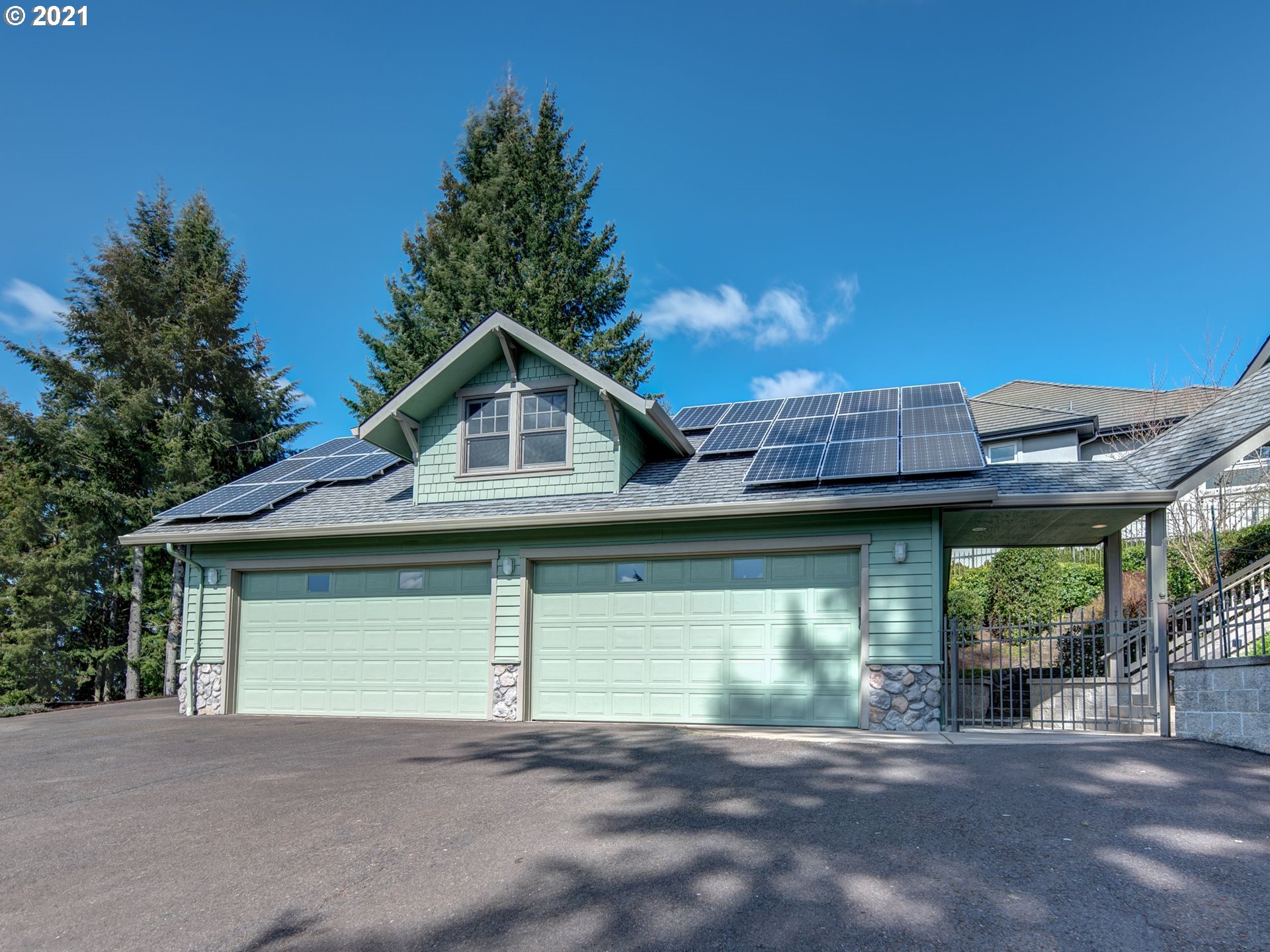 2679 Ridgemont Drive Eugene, OR 97405 - Photo 17 of 25 Gallery Image 17